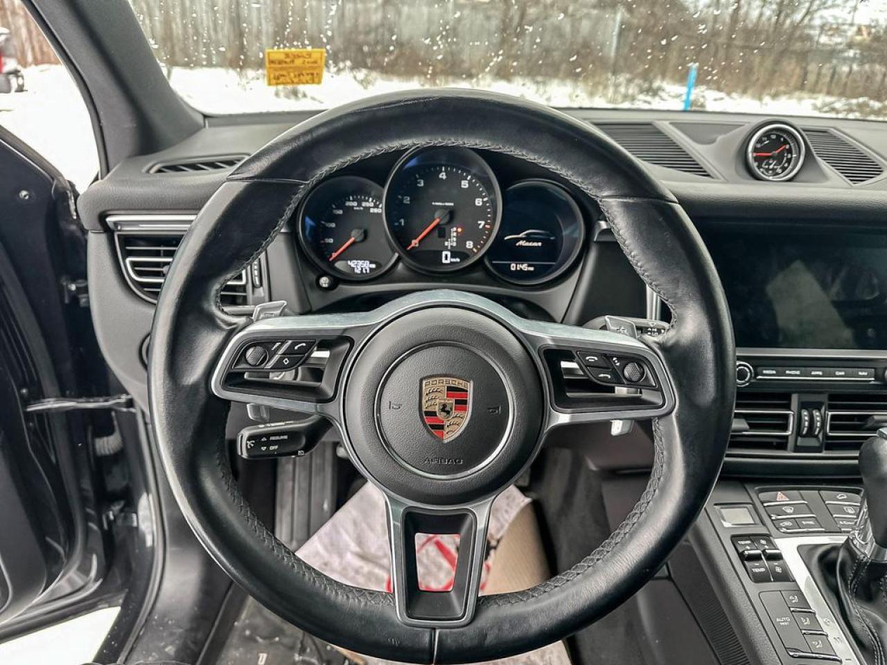 2021 Porsche Macan Base Photo