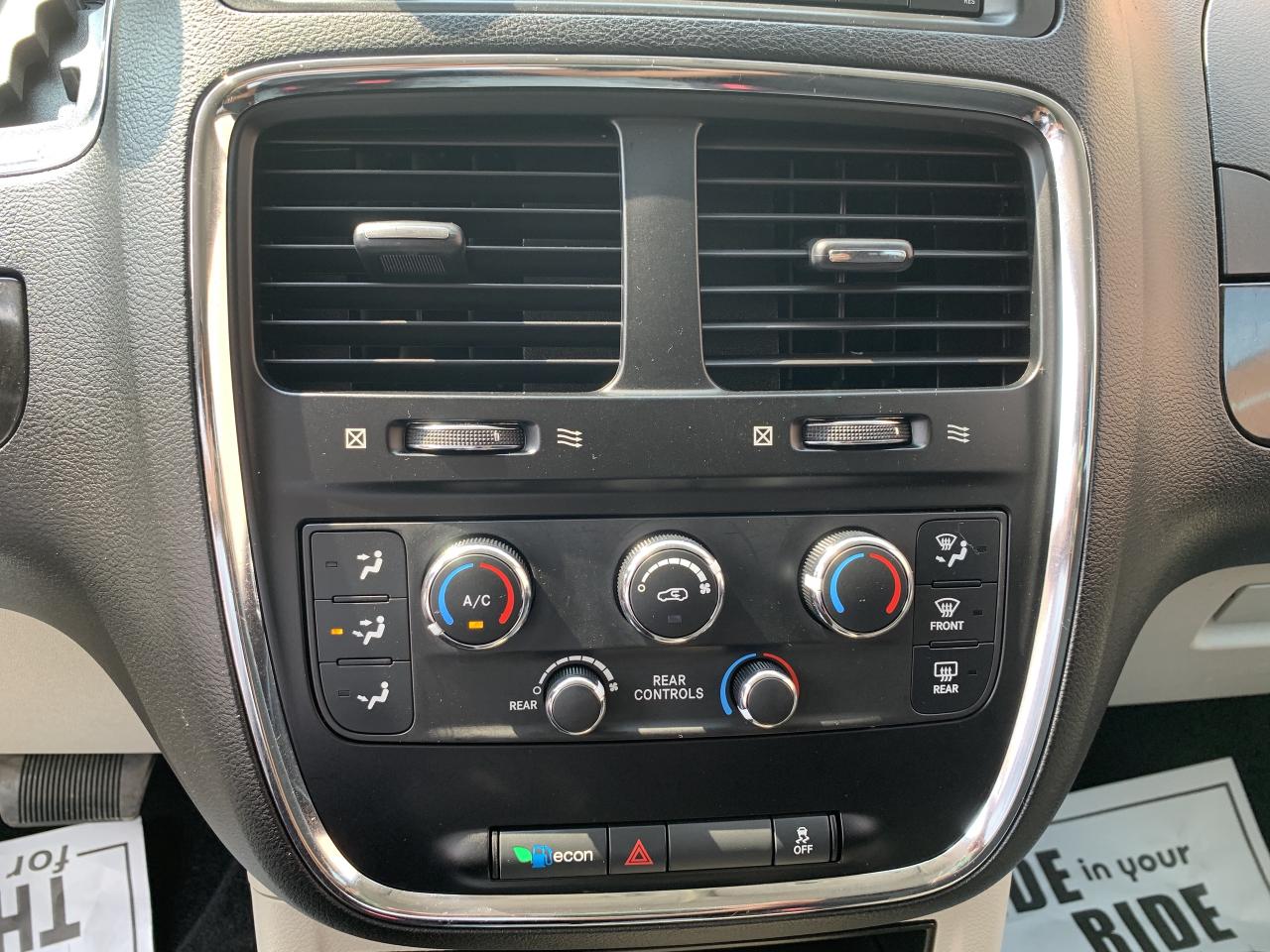 2013 Dodge Grand Caravan SXT / 148064 KMS !! CAR FAX CLEAN !! CERTIFIED !! Photo