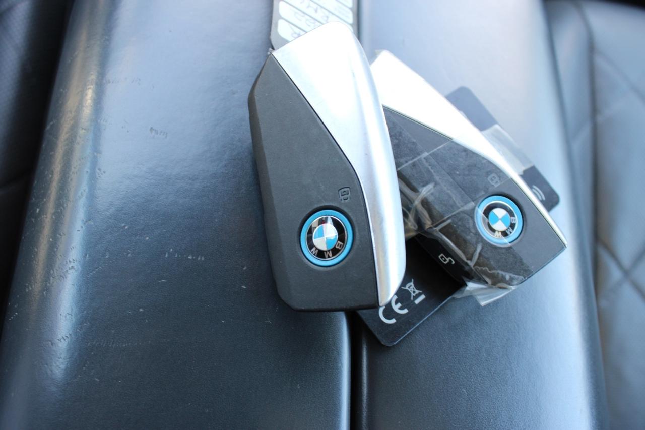 2022 BMW iX xDrive50 Premium Enhanced Blue Interior Photo