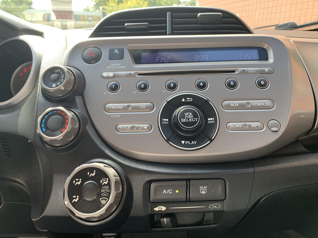 2013 Honda Fit 5dr HB Auto DX-A  ONLY !!!!  109239 kms !!!! AUTO Photo