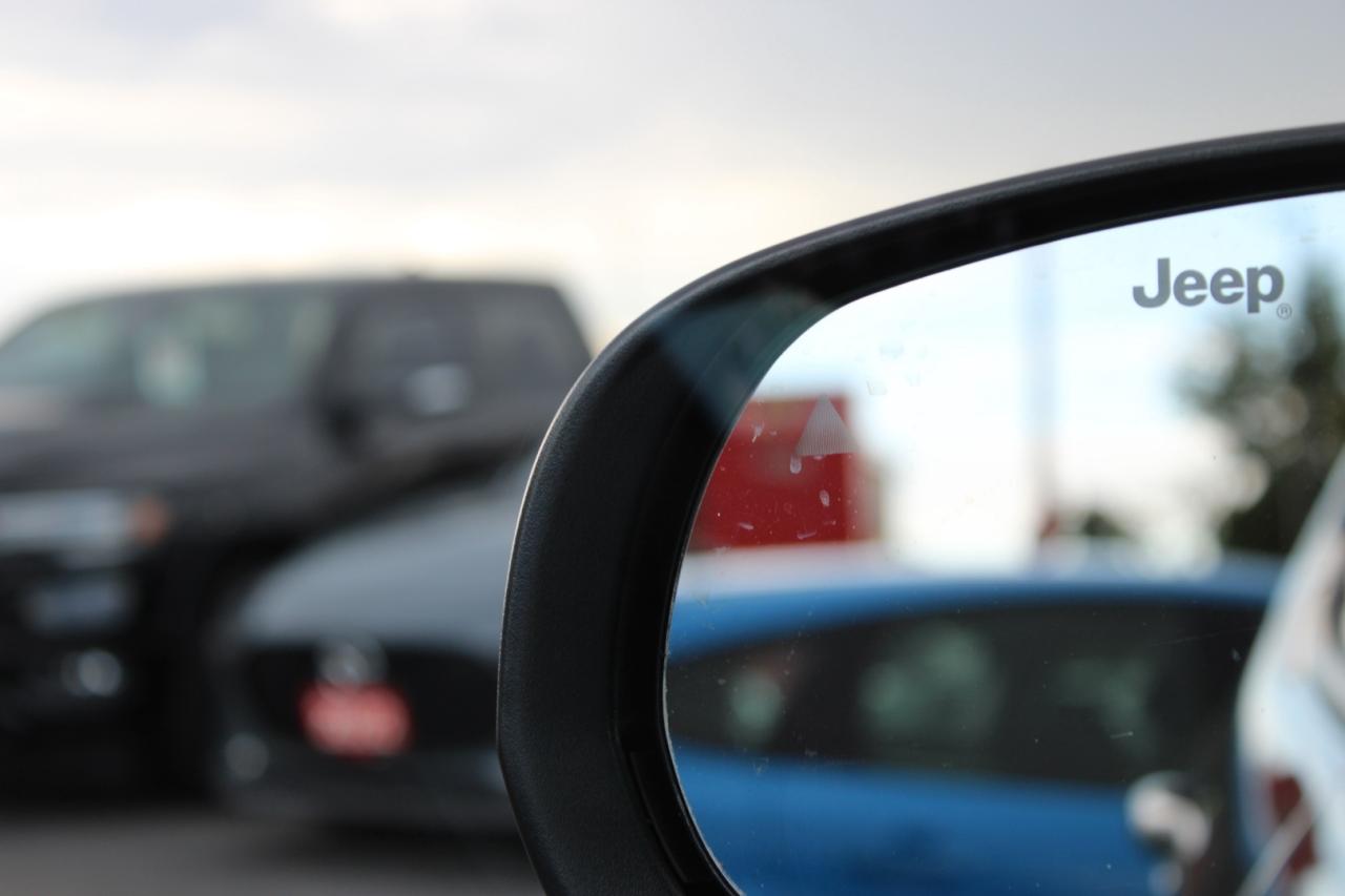 2023 Jeep Compass Trailhawk 4WD $99/Weekly No Accident Certified Photo