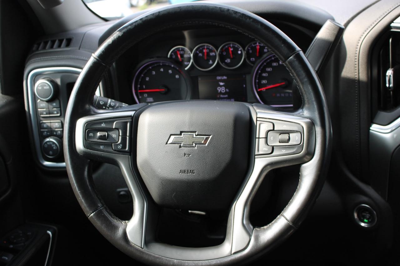 2022 Chevrolet Silverado 1500 LT TRAIL BOSS CREW CAB LONG BOX 4WD Photo