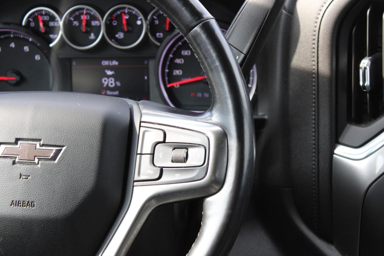 2022 Chevrolet Silverado 1500 LT TRAIL BOSS CREW CAB LONG BOX 4WD Photo