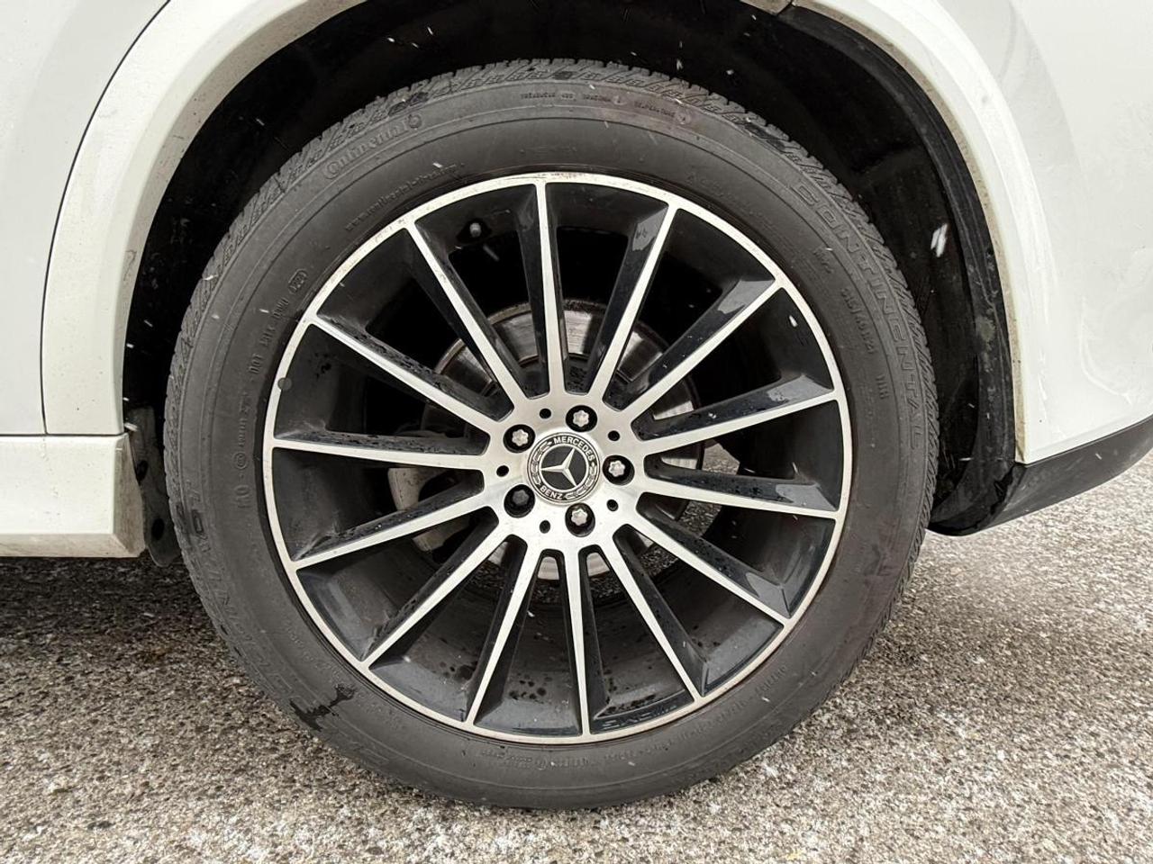 2022 Mercedes-Benz GLE350 GLE 350 4MATIC SUV Photo