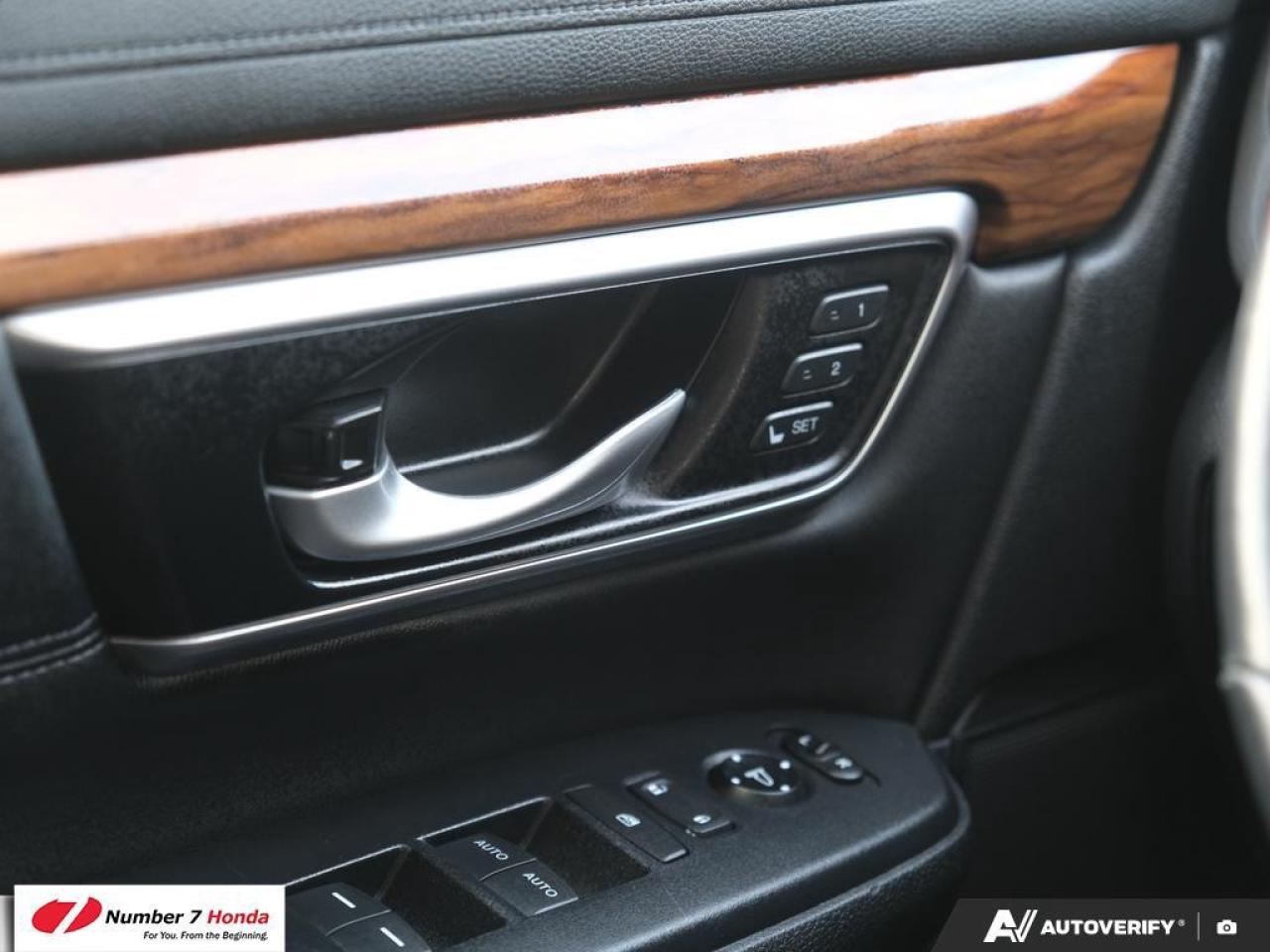 2021 Honda CR-V Touring *EXTENDED FACTORY WARRANTY *ONE OWNER Photo