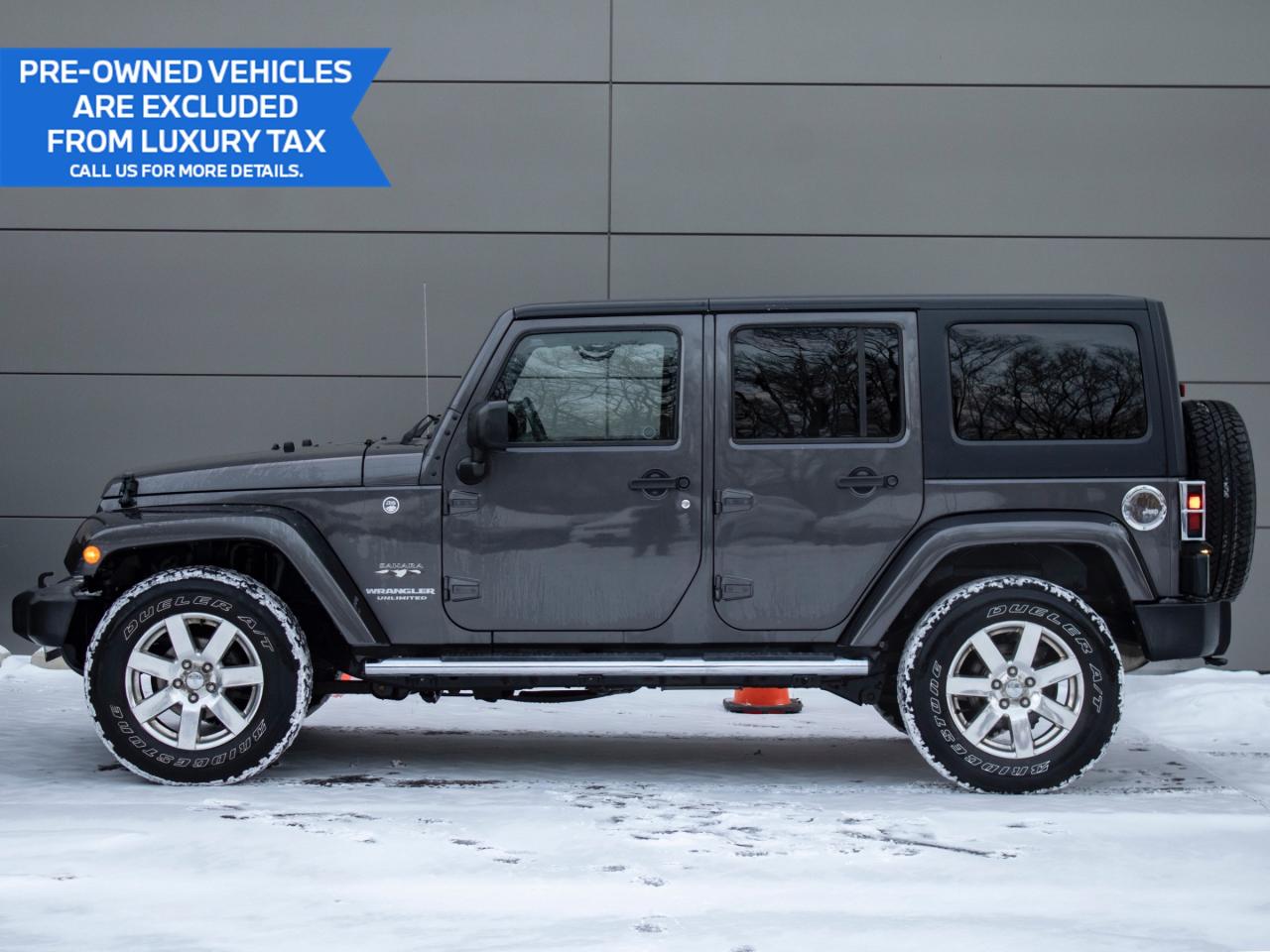 2016 Jeep WRANGLER UNLIMITED SAHARA EDITION-NO ACCIDENTS-LOW KMS Photo3