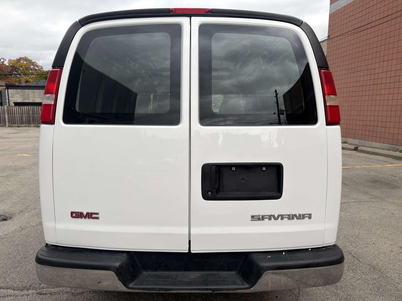 2017 GMC Savana Van 2500/ 3/4 TON !!!! SOLD SOLD SOLD !!!! Photo