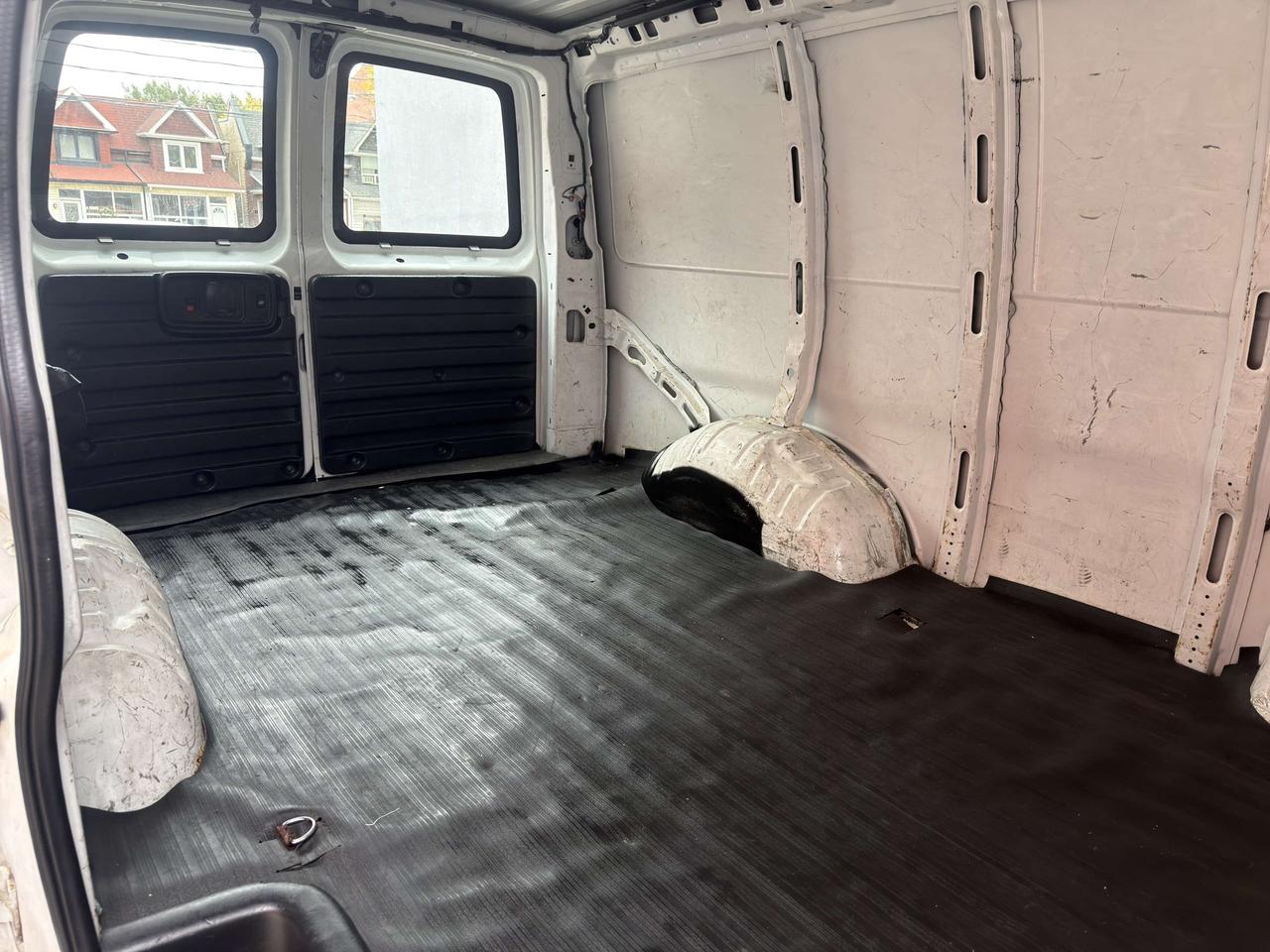 2017 GMC Savana Van 2500/ 3/4 TON !!!! SOLD SOLD SOLD !!!! Photo