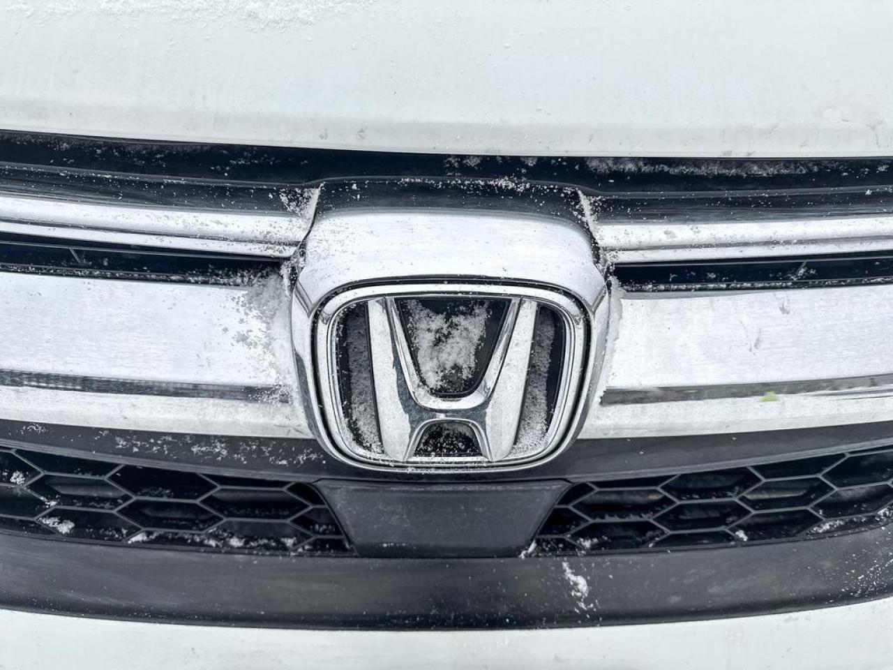 2017 Honda CR-V Touring Photo