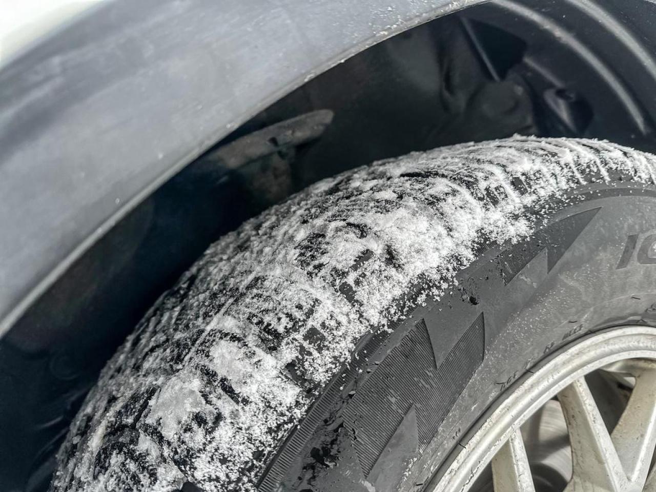 2017 Honda CR-V Touring Photo