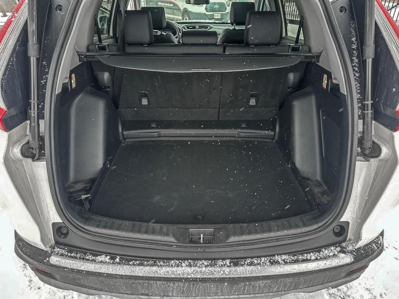 2017 Honda CR-V Touring Photo