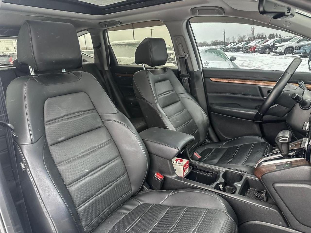 2017 Honda CR-V Touring Photo