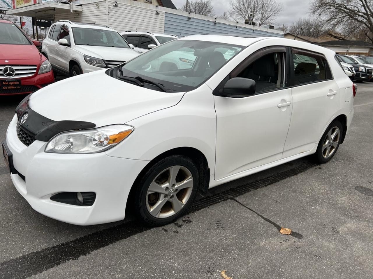 2012 Toyota Matrix 4dr Automatic  Front-wheel Drive Photo2