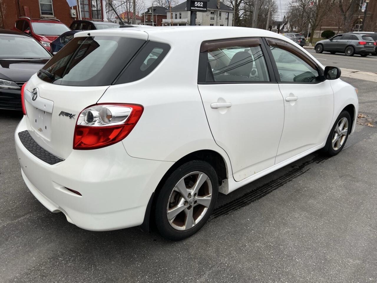 2012 Toyota Matrix 4dr Automatic  Front-wheel Drive Photo