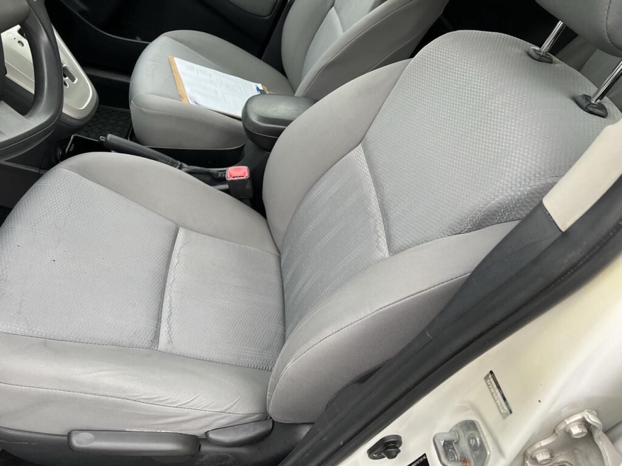 2012 Toyota Matrix 4dr Automatic  Front-wheel Drive Photo