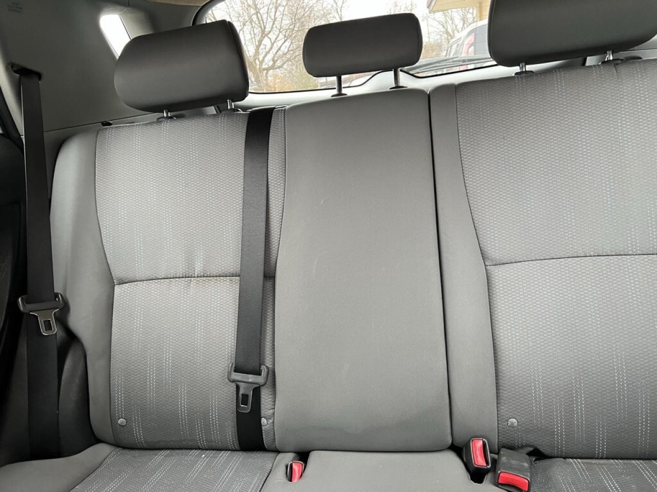 2012 Toyota Matrix 4dr Automatic  Front-wheel Drive Photo