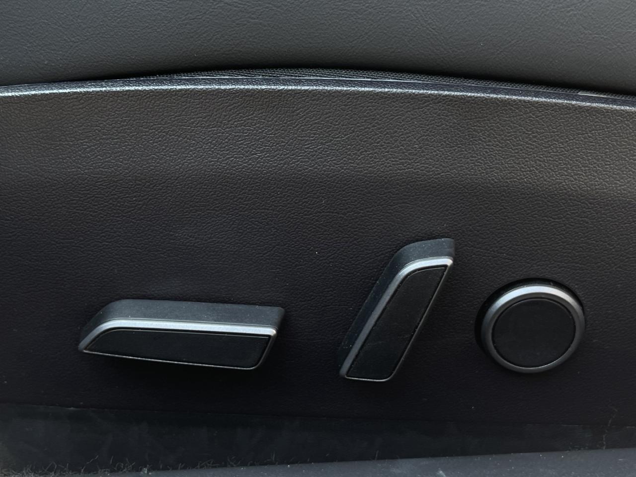 2021 Tesla Model 3 SR Plus / Pano Roof / Leather / Blind Spot Cameras Photo