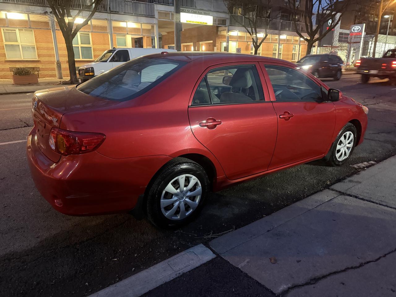 2009 Toyota Corolla 4dr Sdn Auto CE/ 133336 KMS !!! COMES CERTIFIED Photo