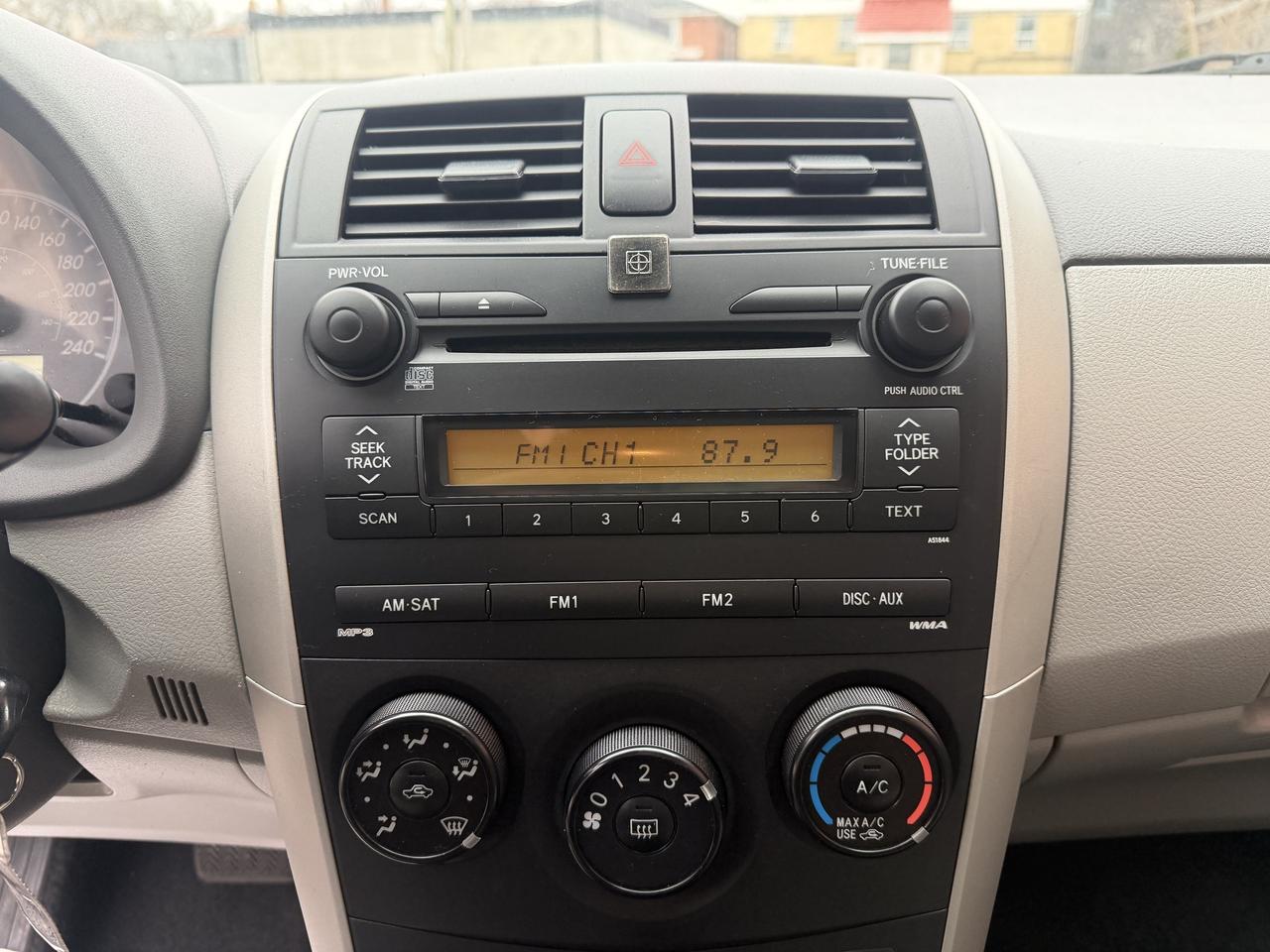 2009 Toyota Corolla 4dr Sdn Auto CE/ 133336 KMS !!! COMES CERTIFIED Photo