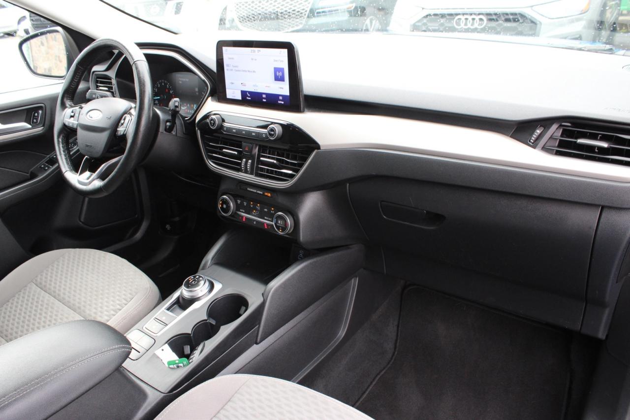 2021 Ford Escape SE   AWD   NO ACCIDENT   CERTIFIED   $ Weekly   Ce Photo