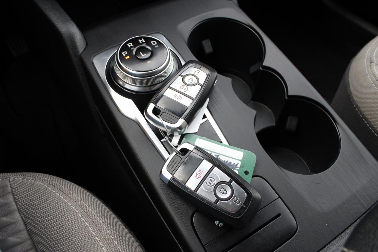 2021 Ford Escape SE   AWD   NO ACCIDENT   CERTIFIED   $ Weekly   Ce Photo