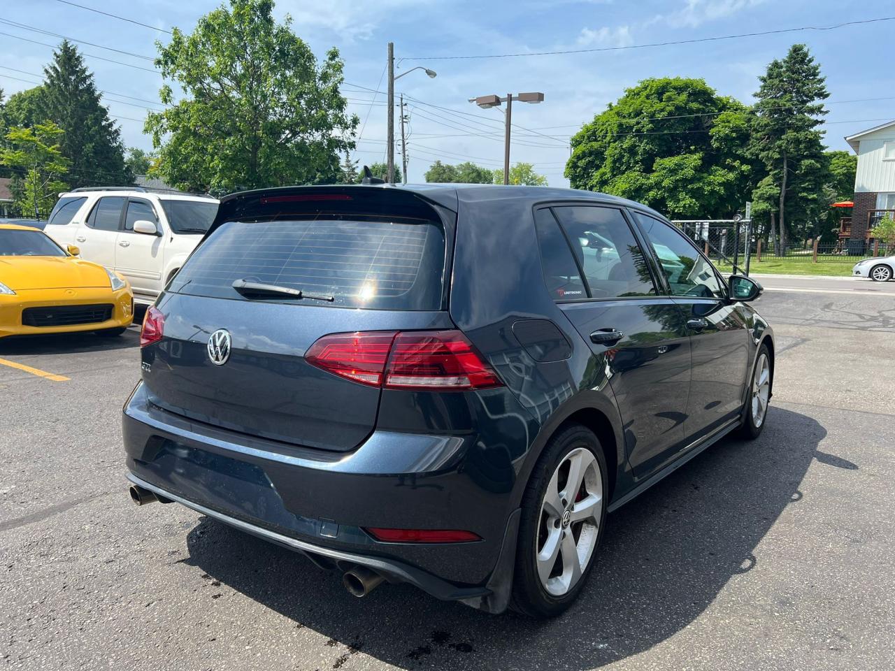 2018 Volkswagen Golf GTI Autobahn 5-door 1 YR POWERTRAIN WARRANTY INCLUDED Photo