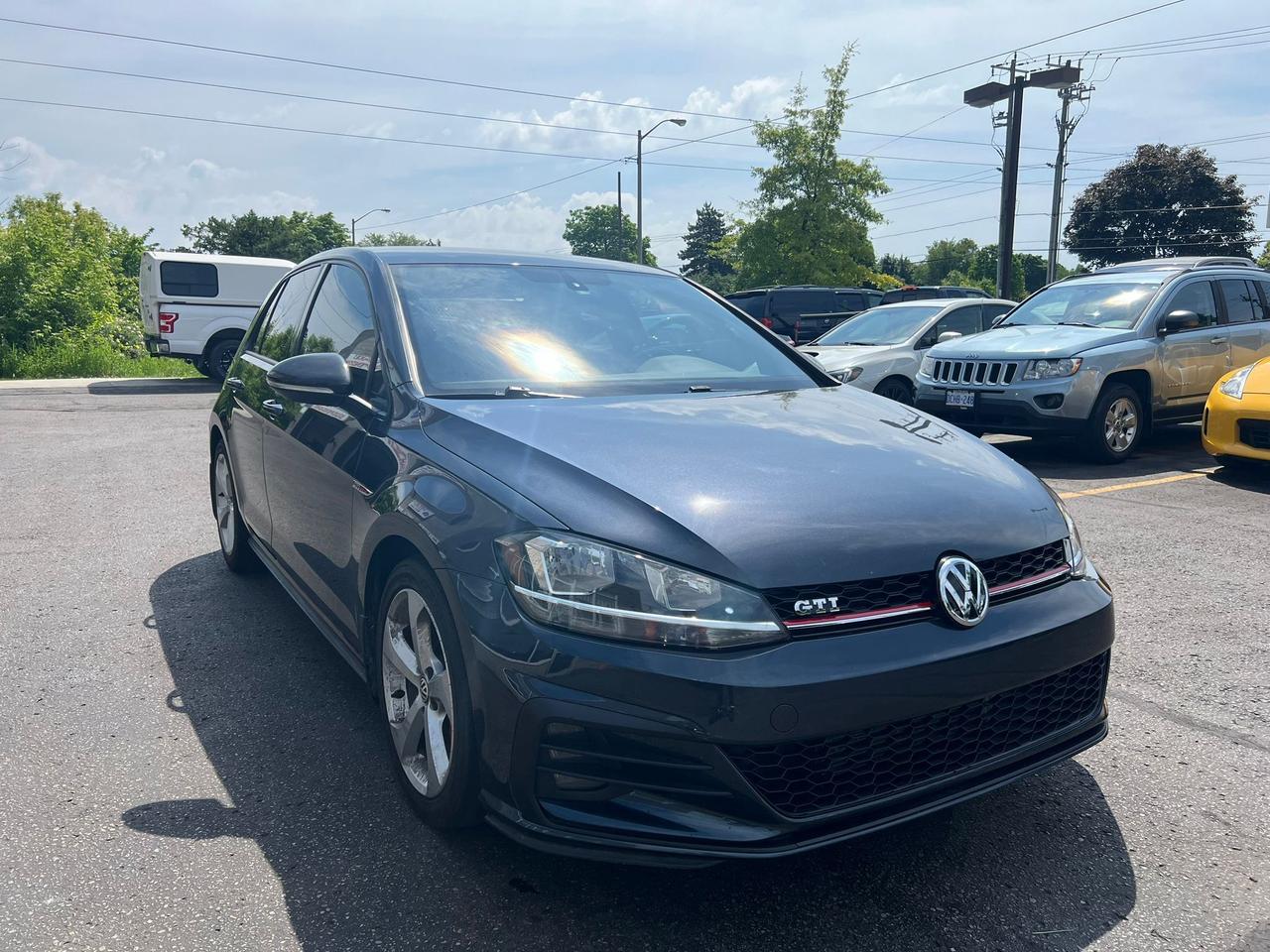 2018 Volkswagen Golf GTI Autobahn 5-door 1 YR POWERTRAIN WARRANTY INCLUDED Photo