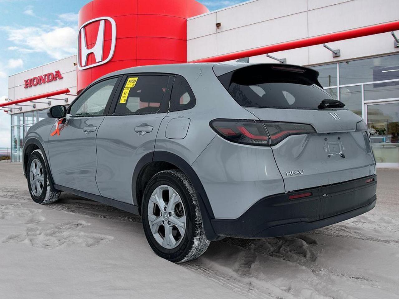 2025 Honda HR-V LX Photo3