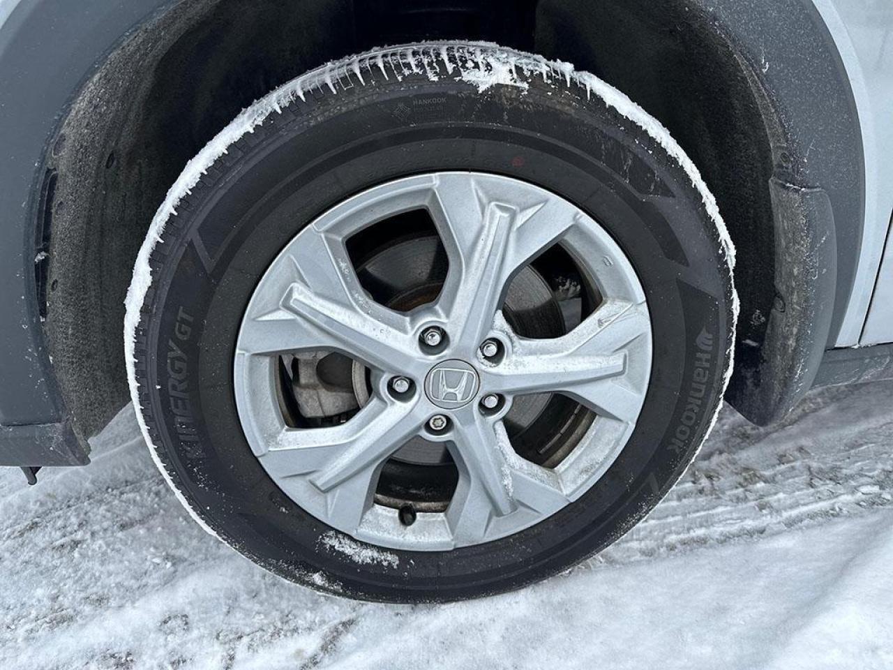 2025 Honda HR-V LX Photo