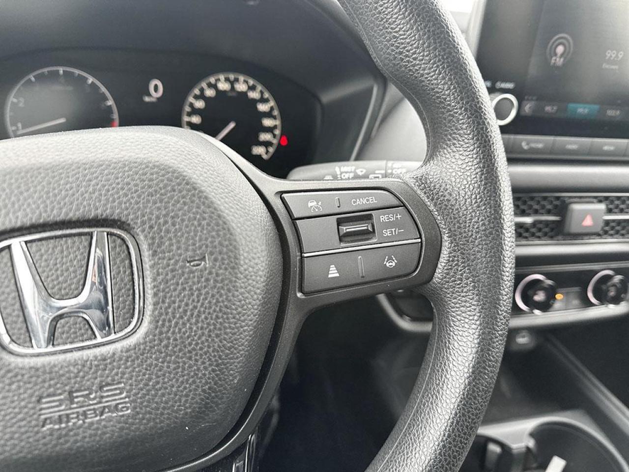 2025 Honda HR-V LX Photo