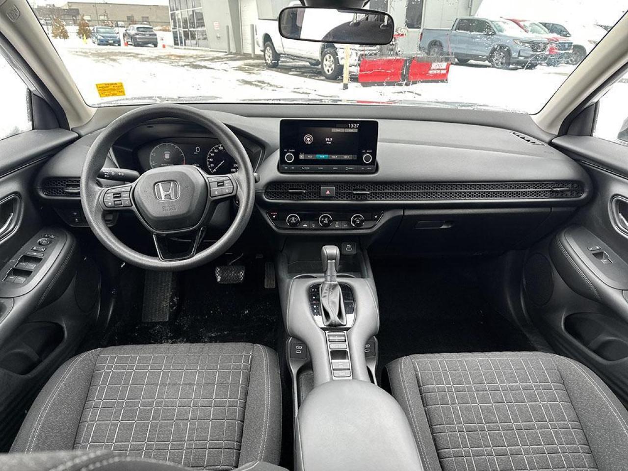 2025 Honda HR-V LX Photo