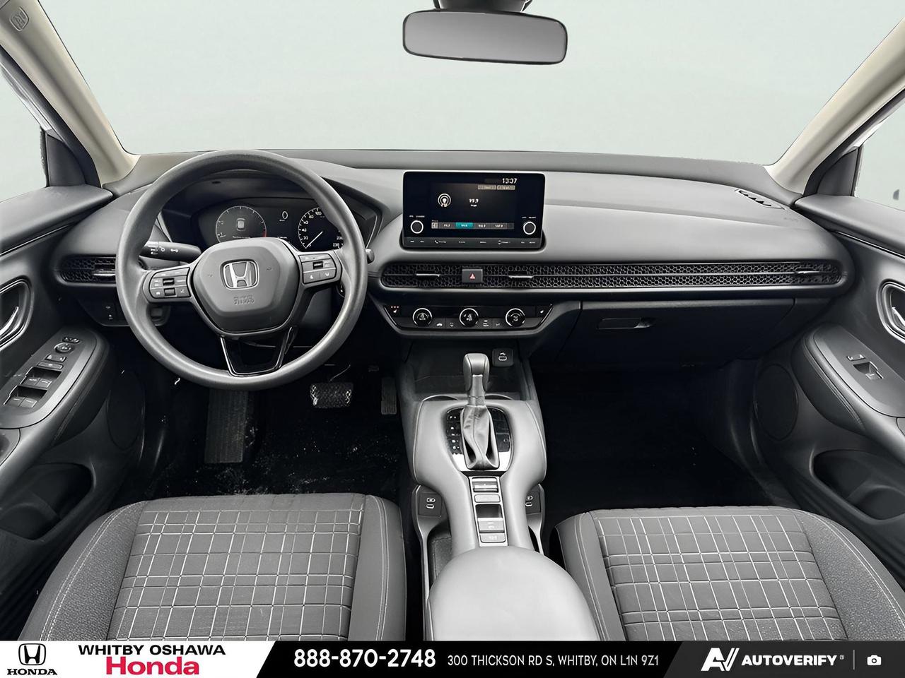 2025 Honda HR-V LX Photo