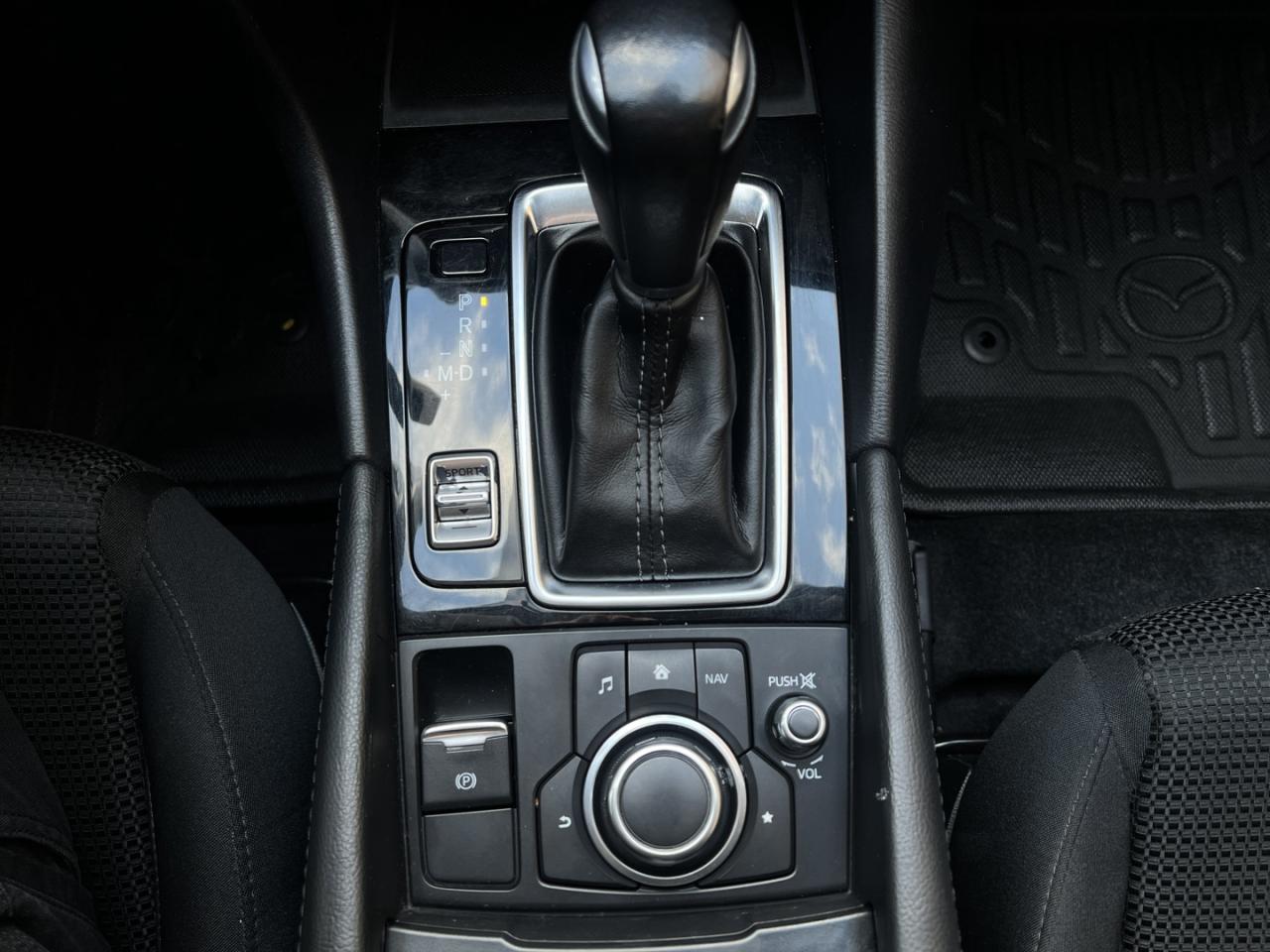 2018 Mazda MAZDA3 GS Pearl White Htd Steering   Htd Seats   Push Sta Photo