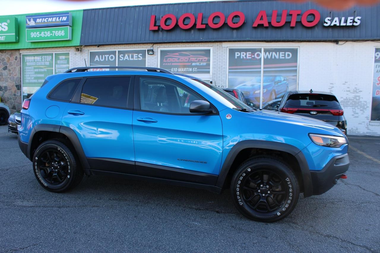 2019 Jeep Cherokee Trailhawk 4WD   No Accident   Moonroof Photo