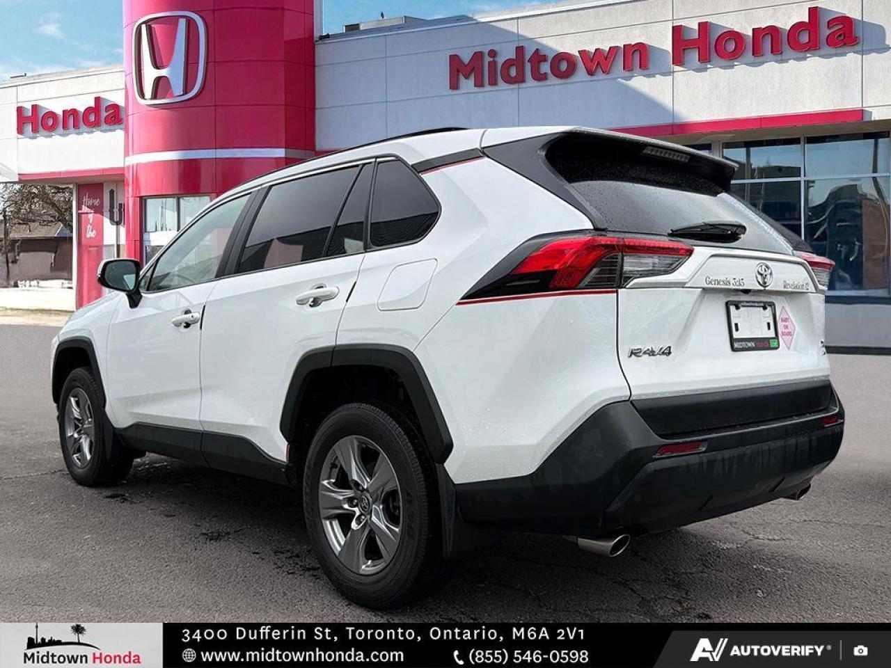 2023 Toyota RAV4 *HEATED STEERING / DIFFERENT DRIVE MODE / SUNROOF* Photo