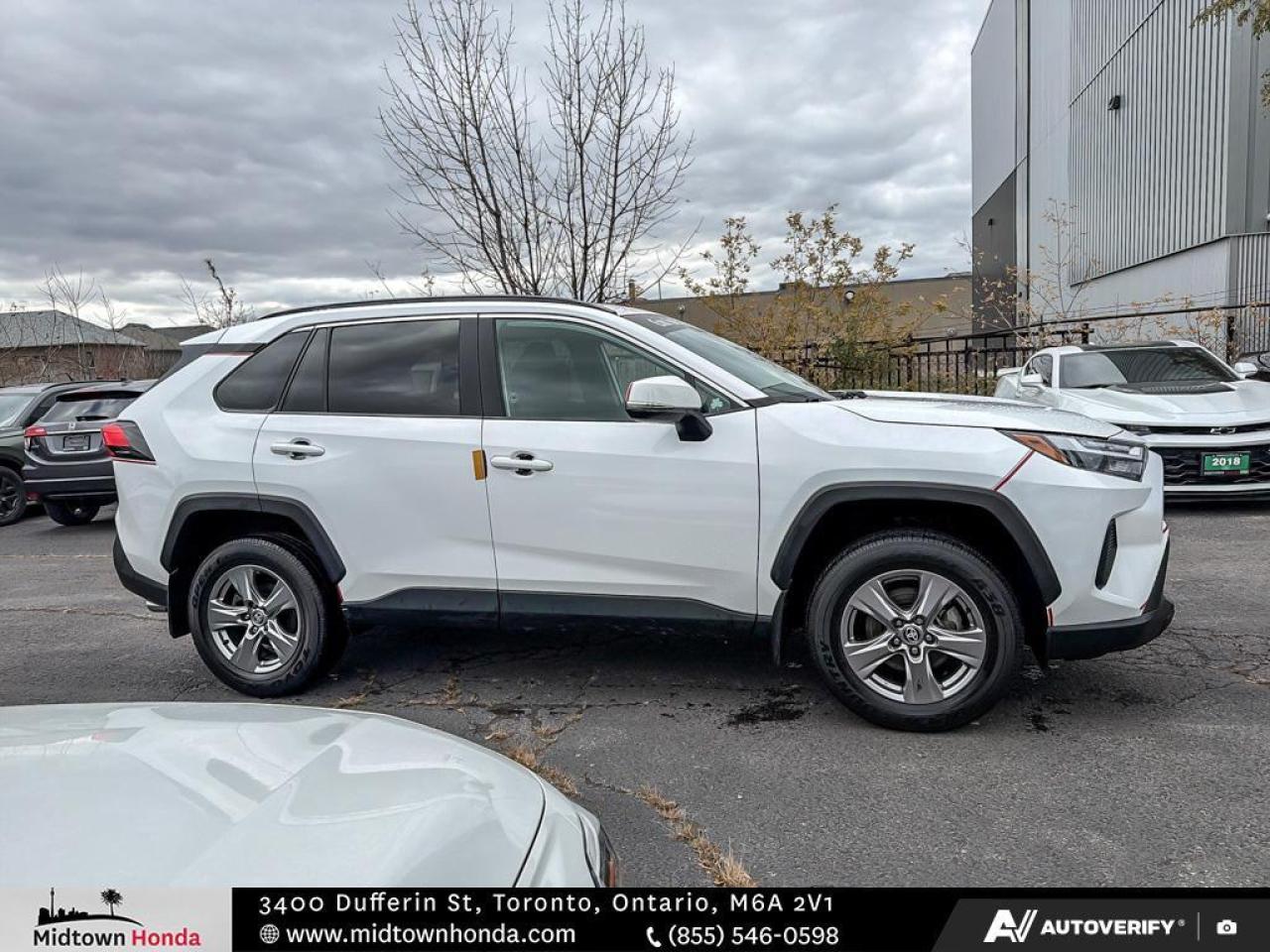 2023 Toyota RAV4 *HEATED STEERING / DIFFERENT DRIVE MODE / SUNROOF* Photo