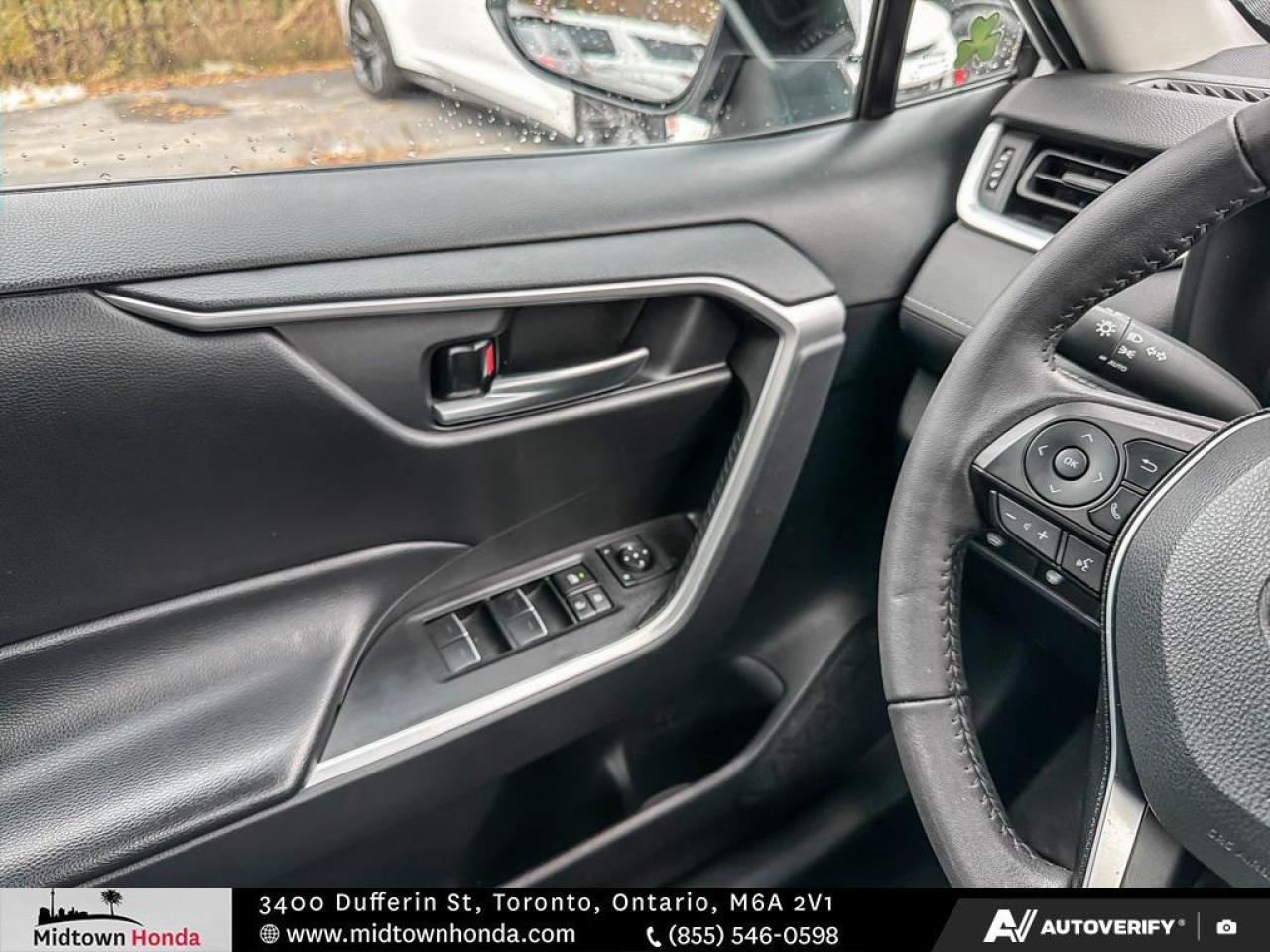 2023 Toyota RAV4 *HEATED STEERING / DIFFERENT DRIVE MODE / SUNROOF* Photo