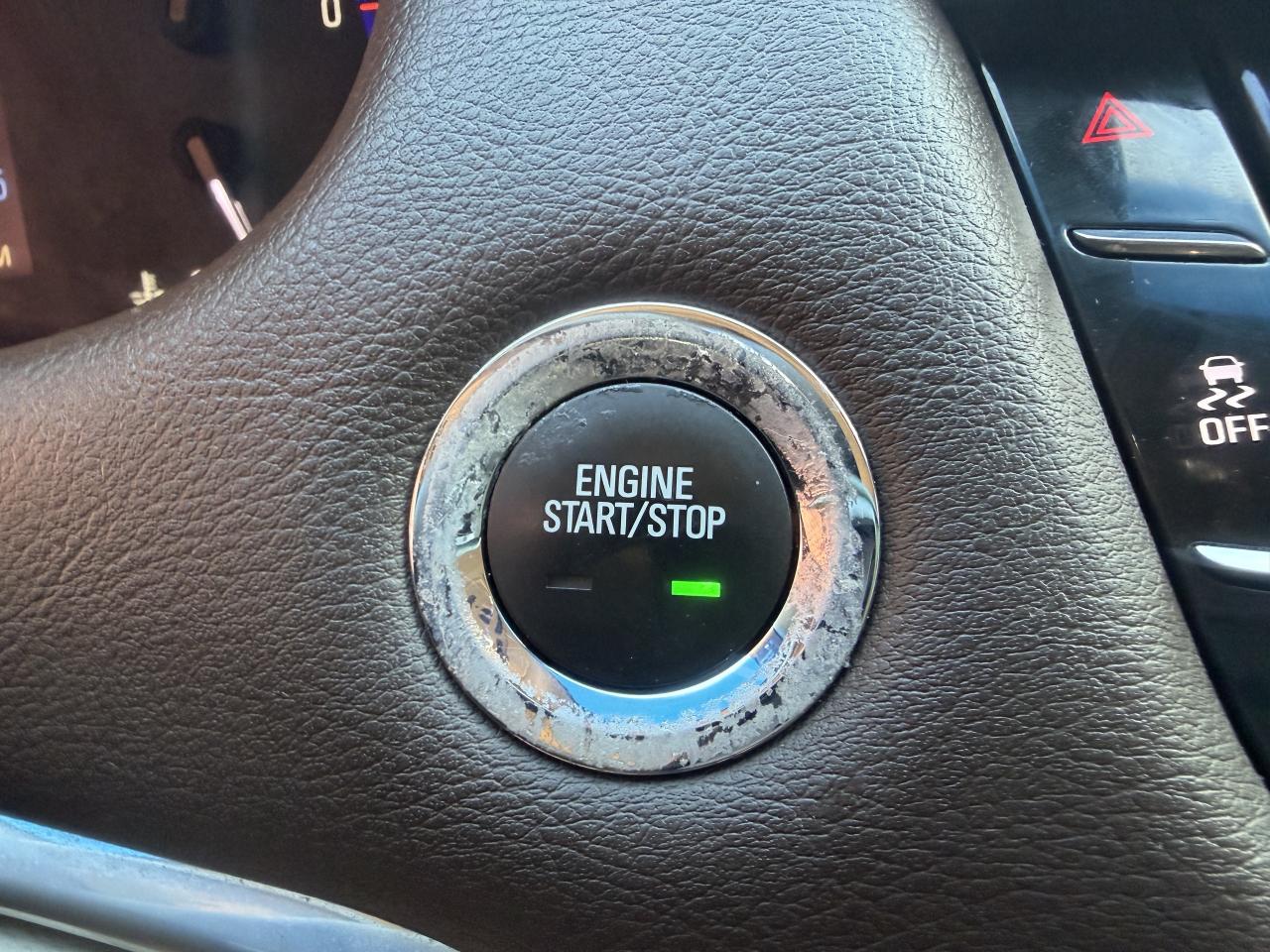 2016 Cadillac XTS ONE OWNER !!  117886 KMS  !! CAR FAX CLN ! LOADED Photo