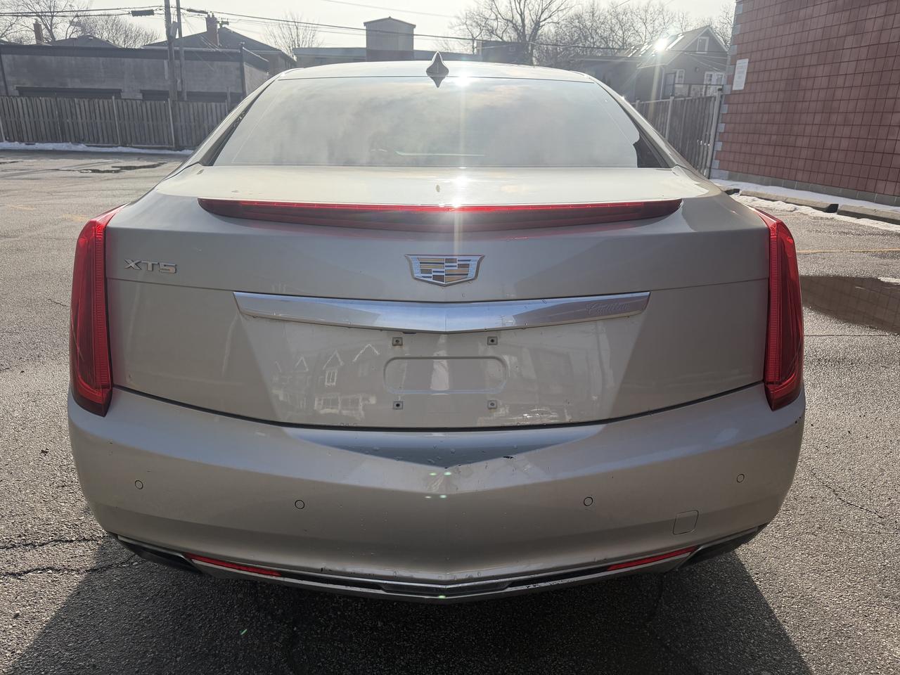 2016 Cadillac XTS ONE OWNER !!  117886 KMS  !! CAR FAX CLN ! LOADED Photo3