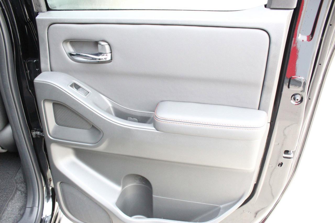 2024 Nissan Frontier PRO-4X / ONLY 6523 KILO WOW  / WIRELESS CARPLAY / Photo