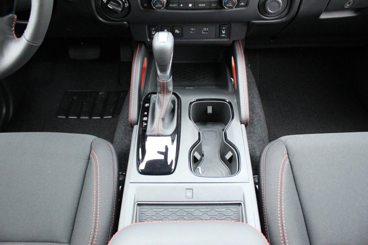 2024 Nissan Frontier PRO-4X / ONLY 6523 KILO WOW  / WIRELESS CARPLAY / Photo