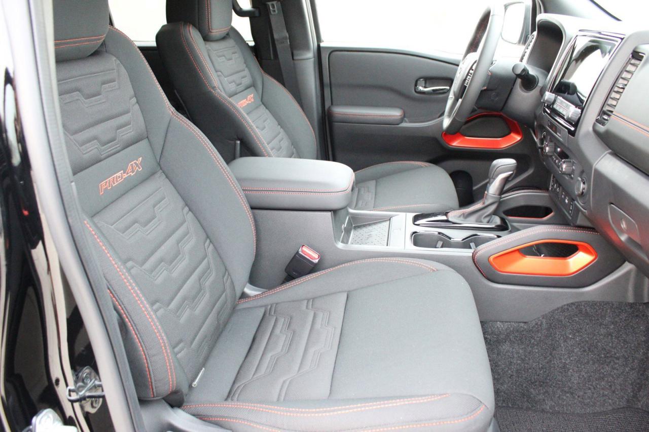 2024 Nissan Frontier PRO-4X / ONLY 6523 KILO WOW  / WIRELESS CARPLAY / Photo