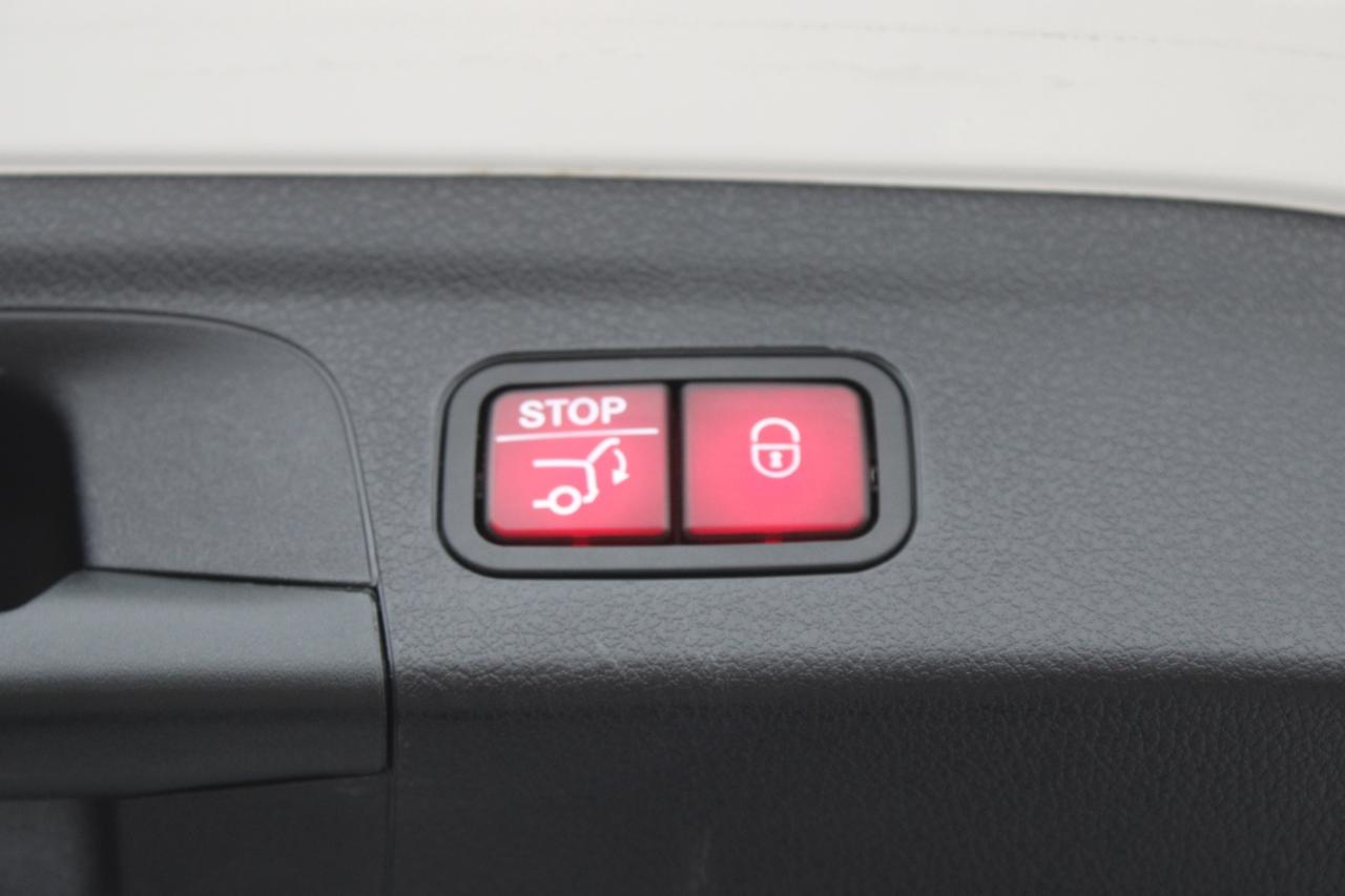 2022 Mercedes-Benz GLE-Class GLE 450 4MATIC   No Accident   AMG Package   Intel Photo