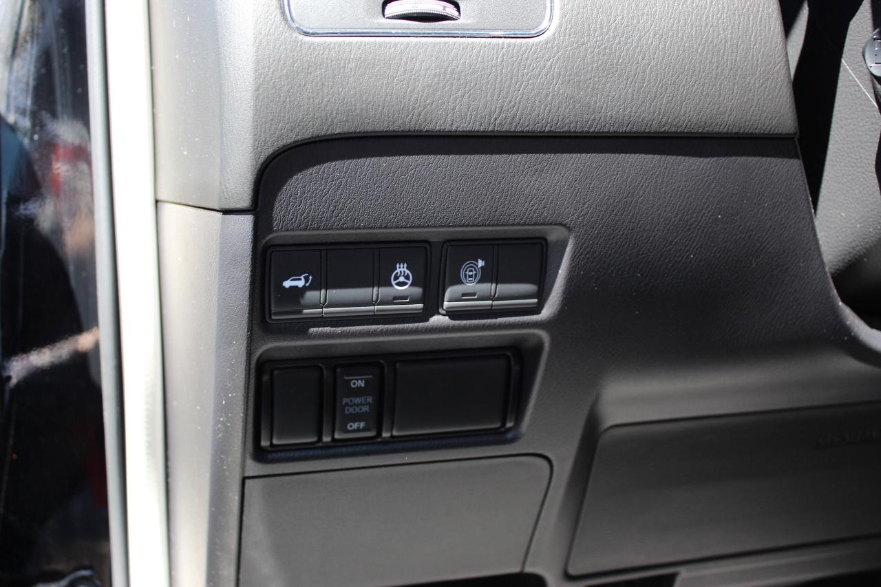 2021 Nissan Armada Platinum / COOLING SEATS / HEAD UP DISP / CAPTAIN Photo