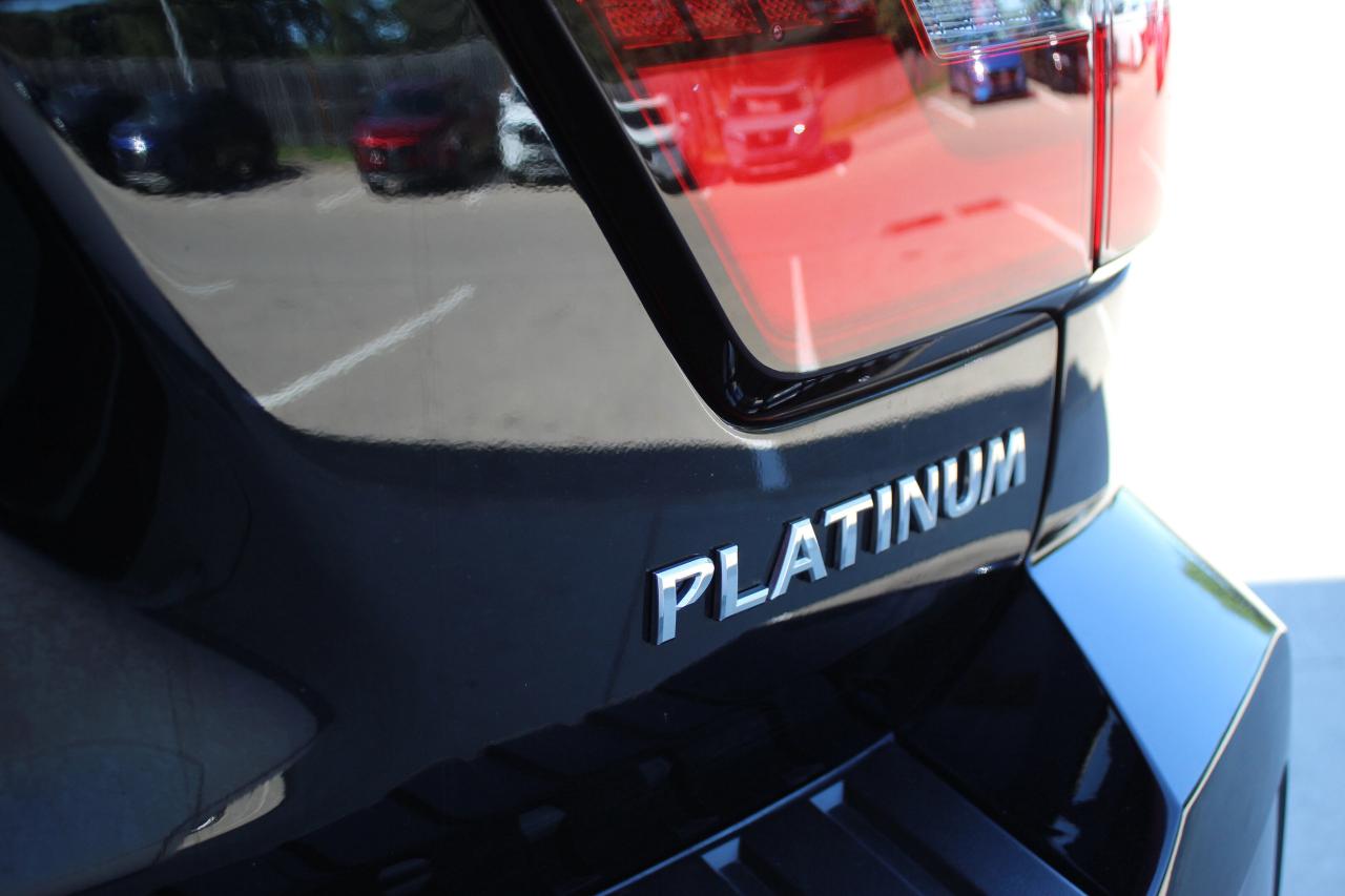 2021 Nissan Armada Platinum / COOLING SEATS / HEAD UP DISP / CAPTAIN Photo