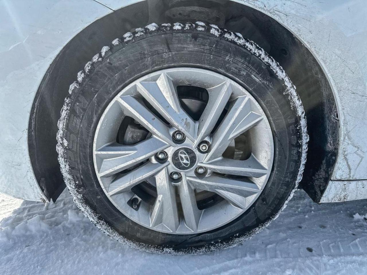 2020 Hyundai Elantra Preferred Photo