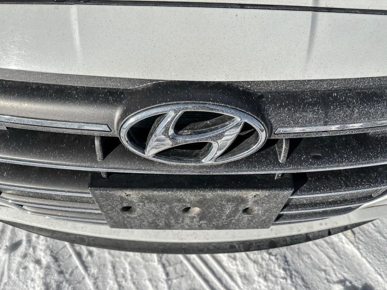 2020 Hyundai Elantra Preferred Photo