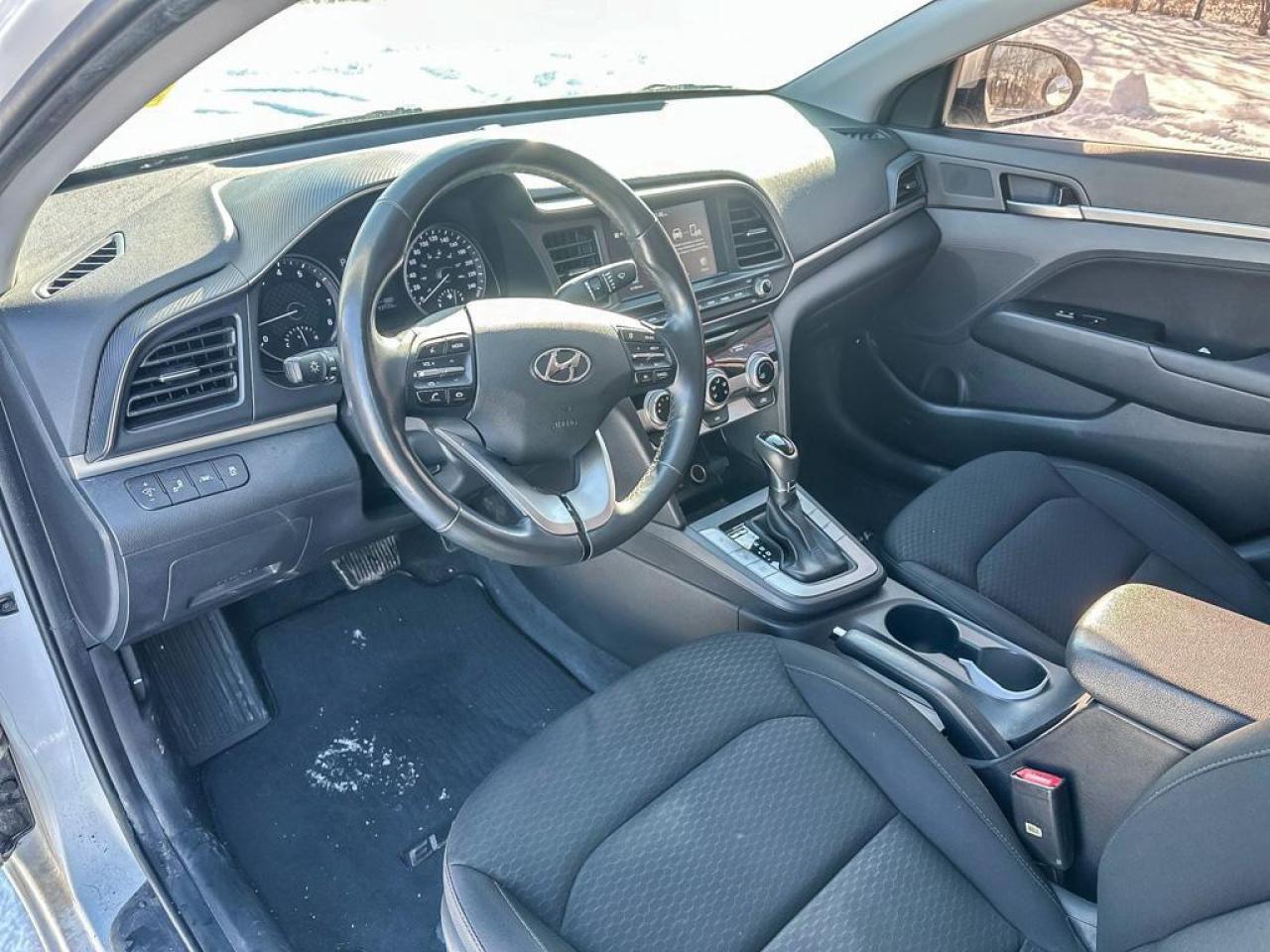 2020 Hyundai Elantra Preferred Photo