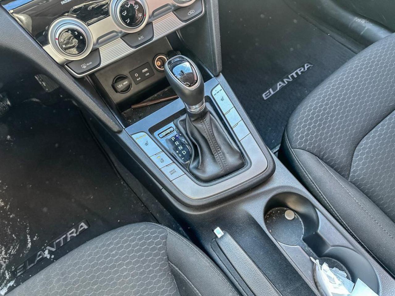 2020 Hyundai Elantra Preferred Photo