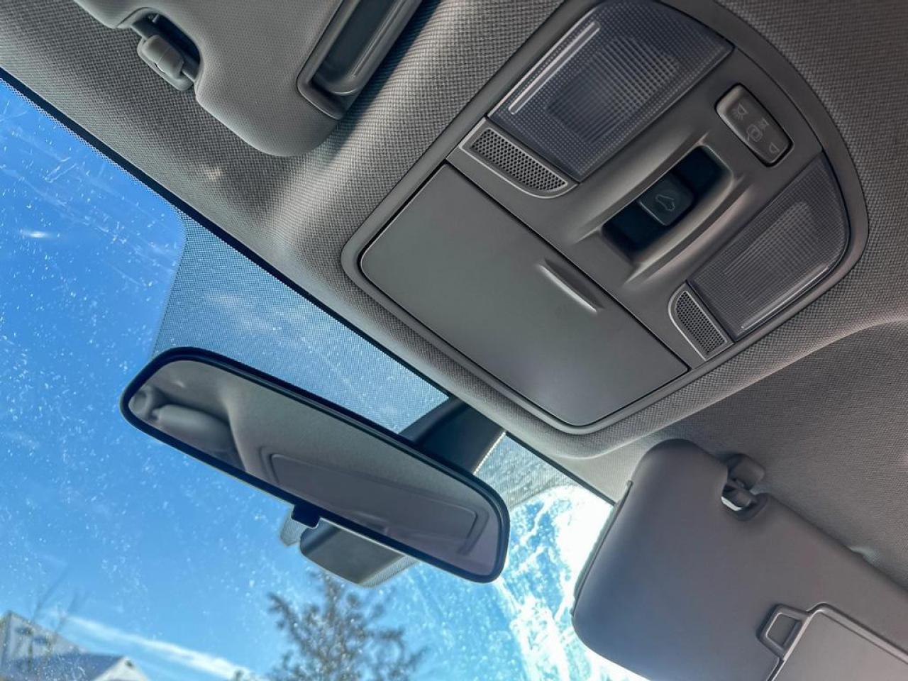 2020 Hyundai Elantra Preferred Photo